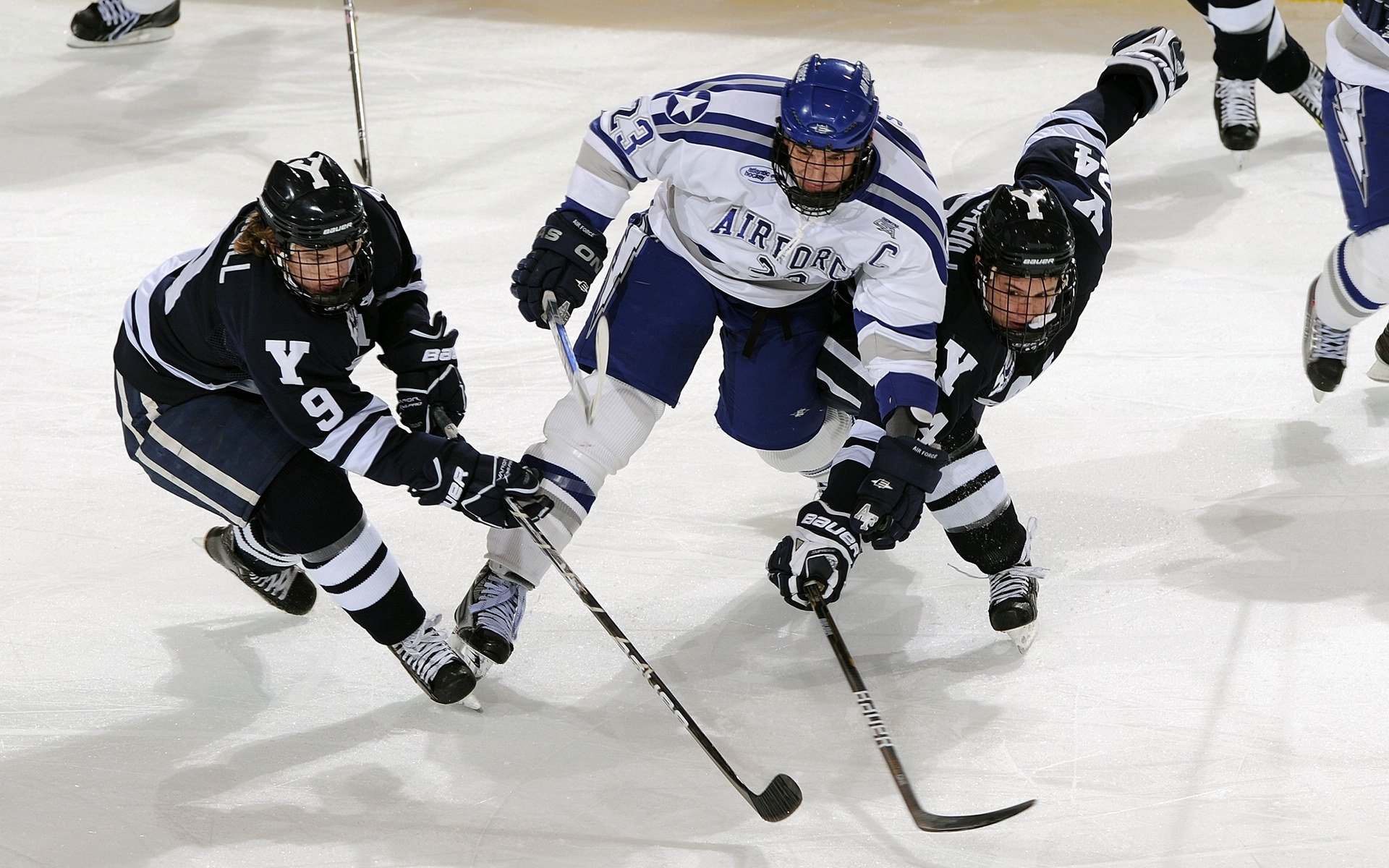 FaZe选手客串LCS解说引热议,fazeclan战队是哪国的